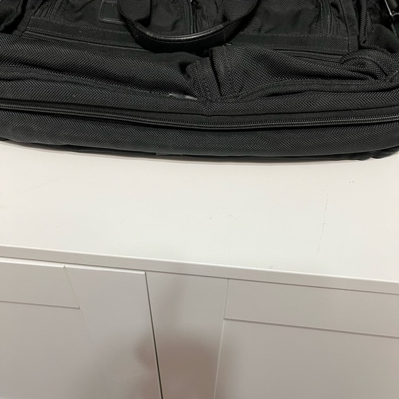 Tumi alpha3 expandable laptop organizer brief - Picture 11 of 17